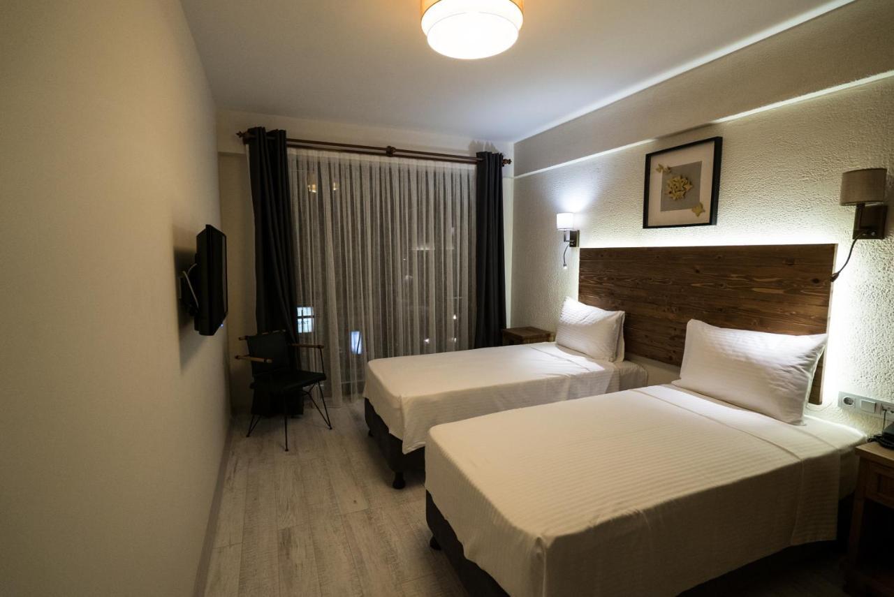 8 Rooms Hotel Gelibolu Esterno foto