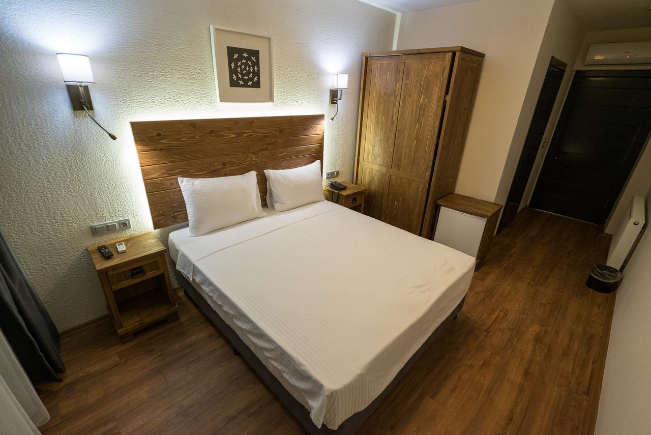 8 Rooms Hotel Gelibolu Esterno foto