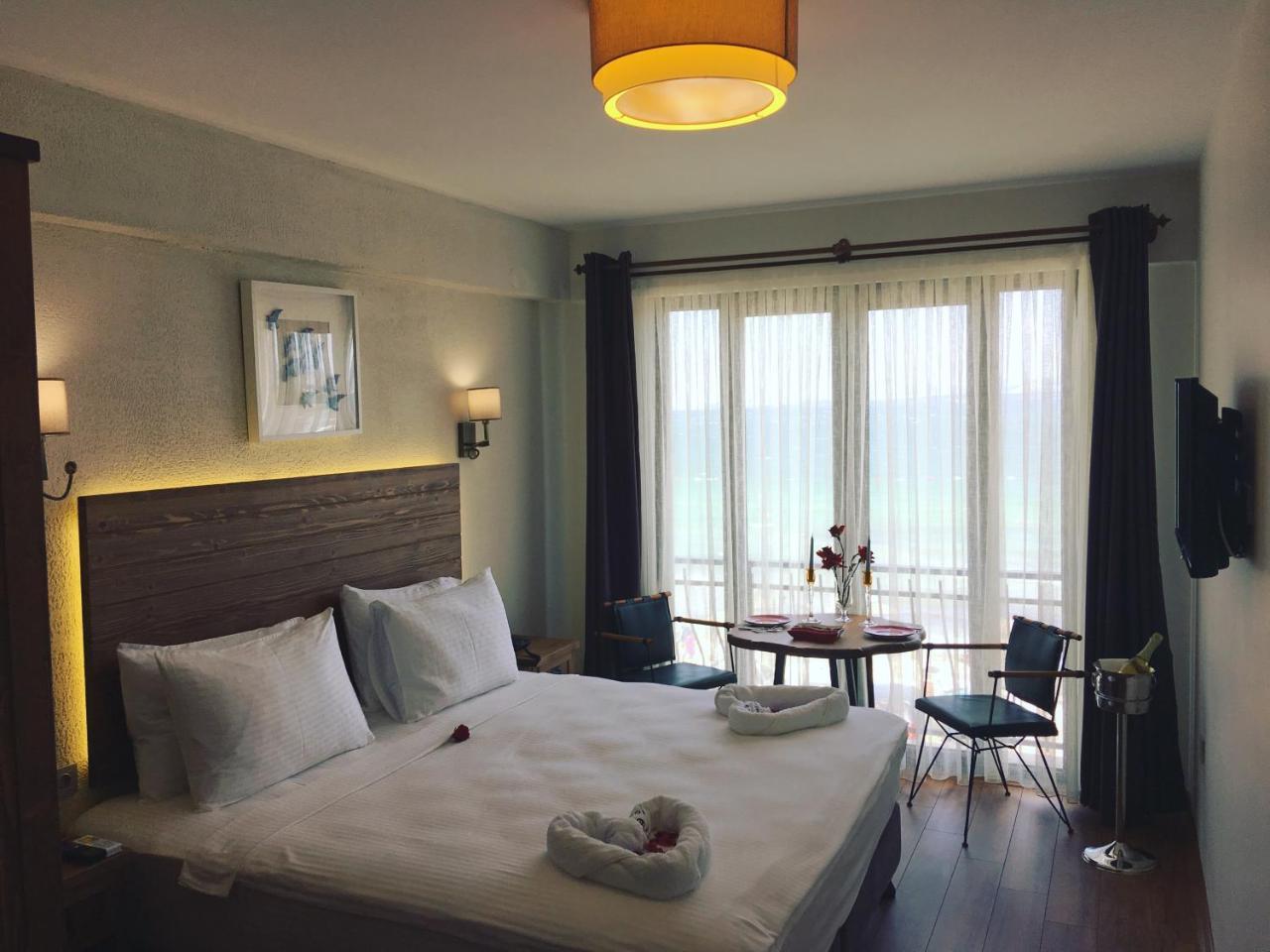 8 Rooms Hotel Gelibolu Esterno foto